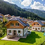 Sperlingnest Chalet *