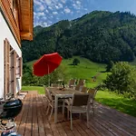 Sperlingnest Donnersbachwald