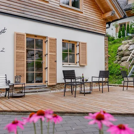 Sperlingnest Donnersbachwald