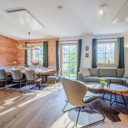 Alpehytte Sperlingnest