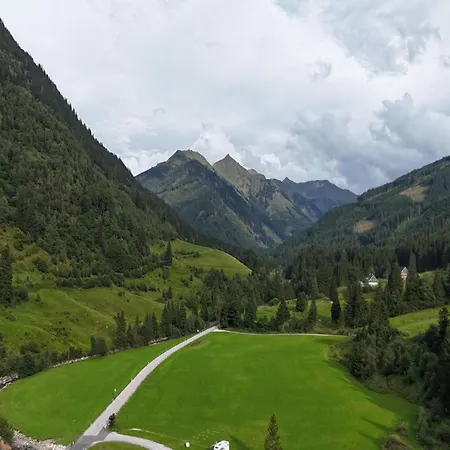 Sperlingnest Alpstuga *